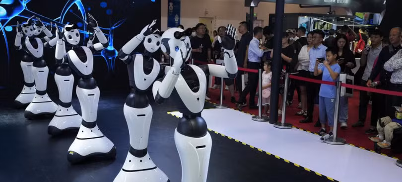 600 robot dự “Thế vận hội robot” Bắc Kinh