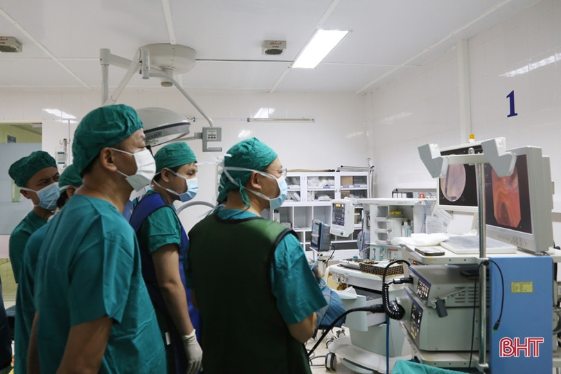 BVĐK Hà Tĩnh tiếp nhận kỹ thuật nội soi mật tụy ngược dòng lấy sỏi