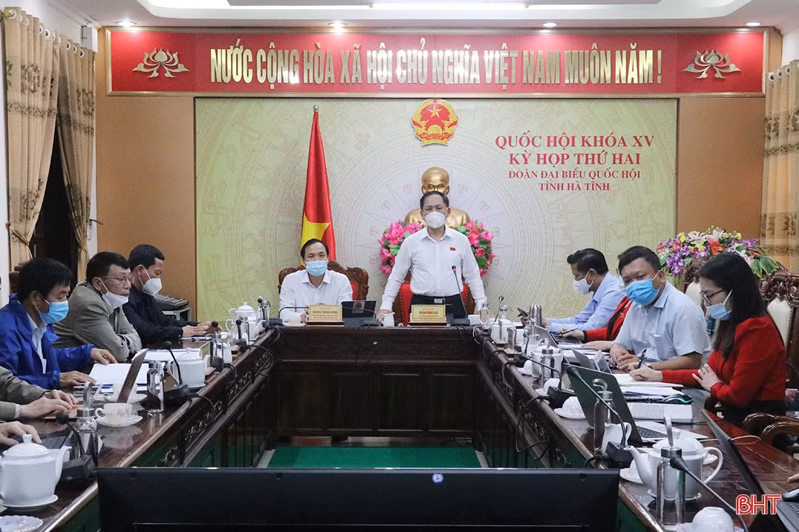 Đại biểu Quốc hội Hà Tĩnh thảo luận về kế hoạch cơ cấu lại nền kinh tế