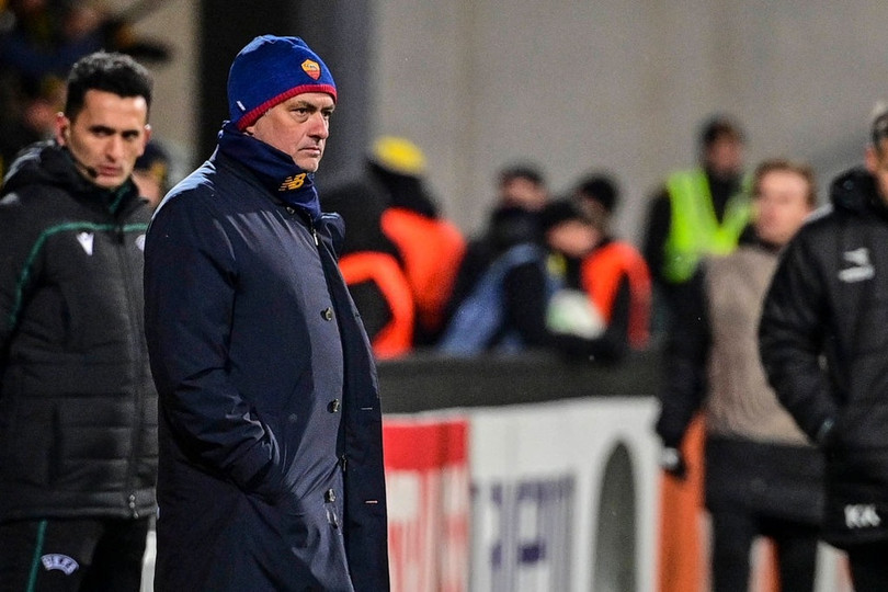 Mourinho nhận thất bại nặng nề nhất sự nghiệp cầm quân