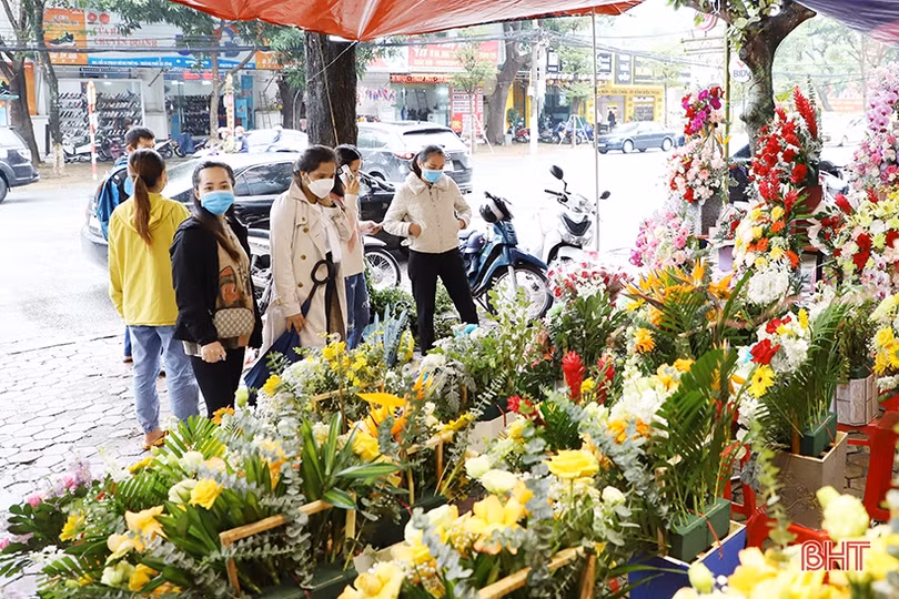 Hoa tươi tại TP Hà Tĩnh “đắt hàng” dịp lễ 20/10