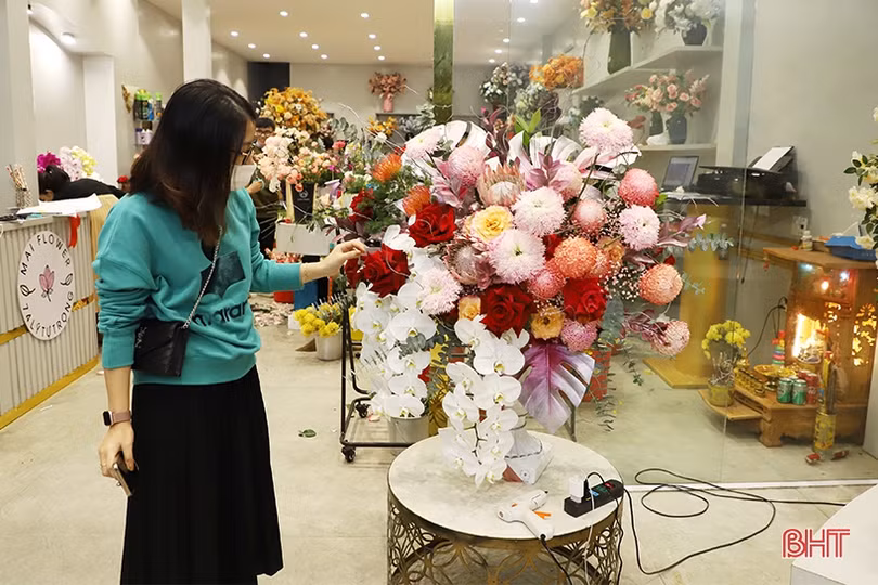 Hoa tươi tại TP Hà Tĩnh “đắt hàng” dịp lễ 20/10