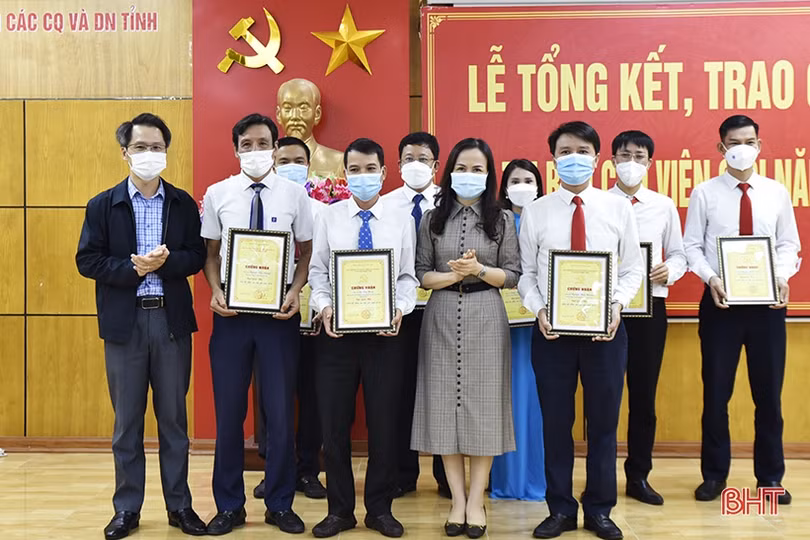 Giảng viên Trường Chính trị Trần Phú nhất Hội thi Báo cáo viên giỏi năm 2021