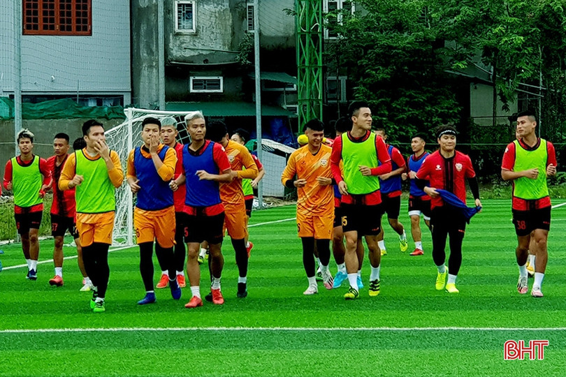 Hồng Lĩnh Hà Tĩnh ra quân tập luyện, chuẩn bị cho mùa giải mới