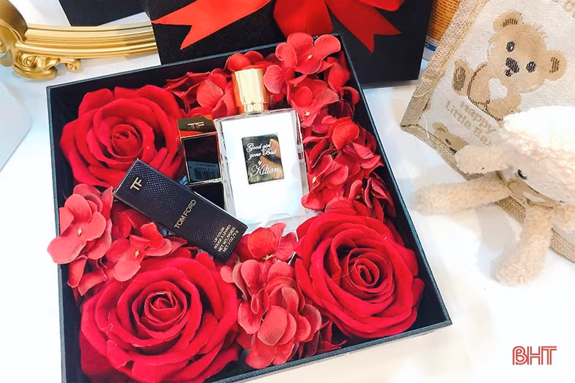 Hoa tươi tại TP Hà Tĩnh “đắt hàng” dịp lễ 20/10