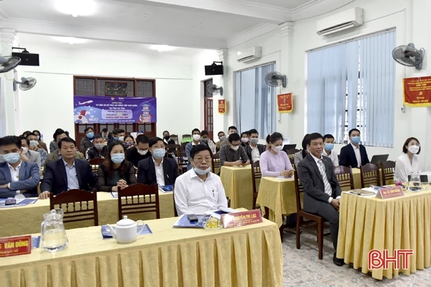 Giới thiệu việc làm cho lao động Hà Tĩnh hồi hương do ảnh hưởng của dịch COVID-19