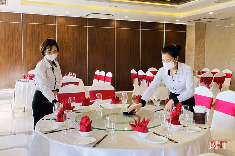 Các cơ sở karaoke tại Hà Tĩnh đón khách trong điều kiện phòng dịch COVID-19