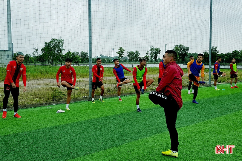 Hồng Lĩnh Hà Tĩnh ra quân tập luyện, chuẩn bị cho mùa giải mới