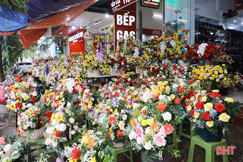 Hoa tươi tại TP Hà Tĩnh “đắt hàng” dịp lễ 20/10