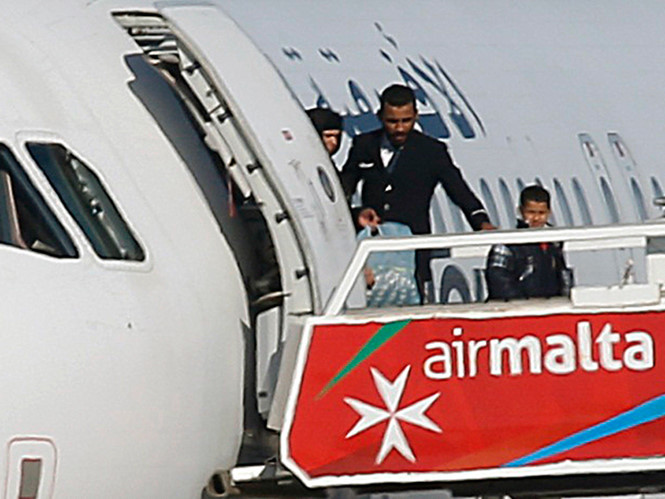 the gioi ngay qua nghi pham khung bo cho giang sinh berlin bi ban chet o italy