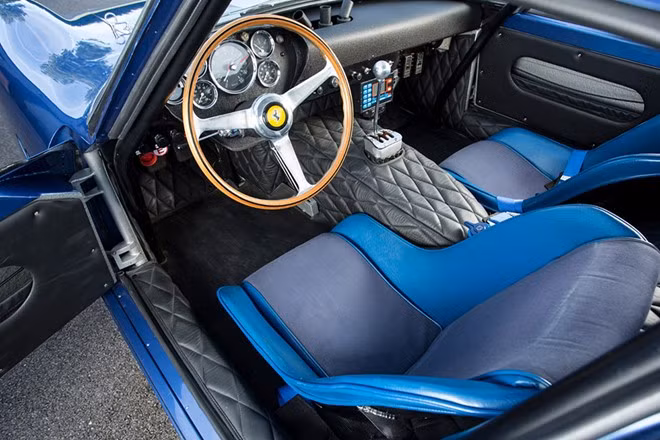 chiec ferrari dat nhat hanh tinh tuong duong 1 250 ty dong