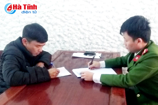 bi bat qua tang khi dang ga ban xe may trom duoc