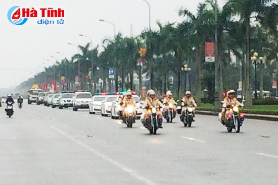 csgt ha tinh huy dong toi da luc luong dam bao atgt dip tet