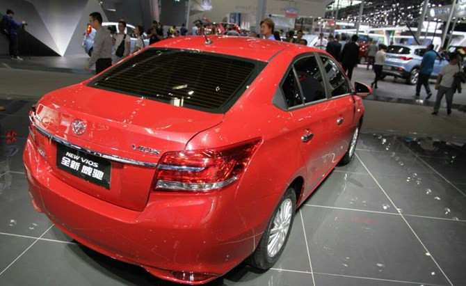 toyota vios moi sap ban ra thai lan khach viet tiep tuc cho