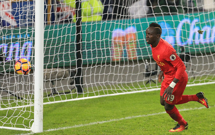 toan canh chien thang kich tinh cua liverpool truoc everton