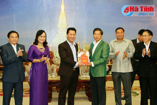 ha tinh vieng chan quyet tam hanh dong hop tac cung phat trien