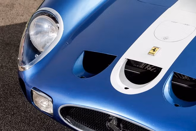 chiec ferrari dat nhat hanh tinh tuong duong 1 250 ty dong