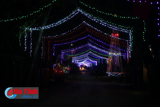 lung linh sac mau giang sinh cua giao dan ha tinh