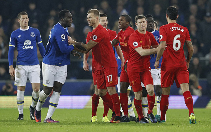 toan canh chien thang kich tinh cua liverpool truoc everton