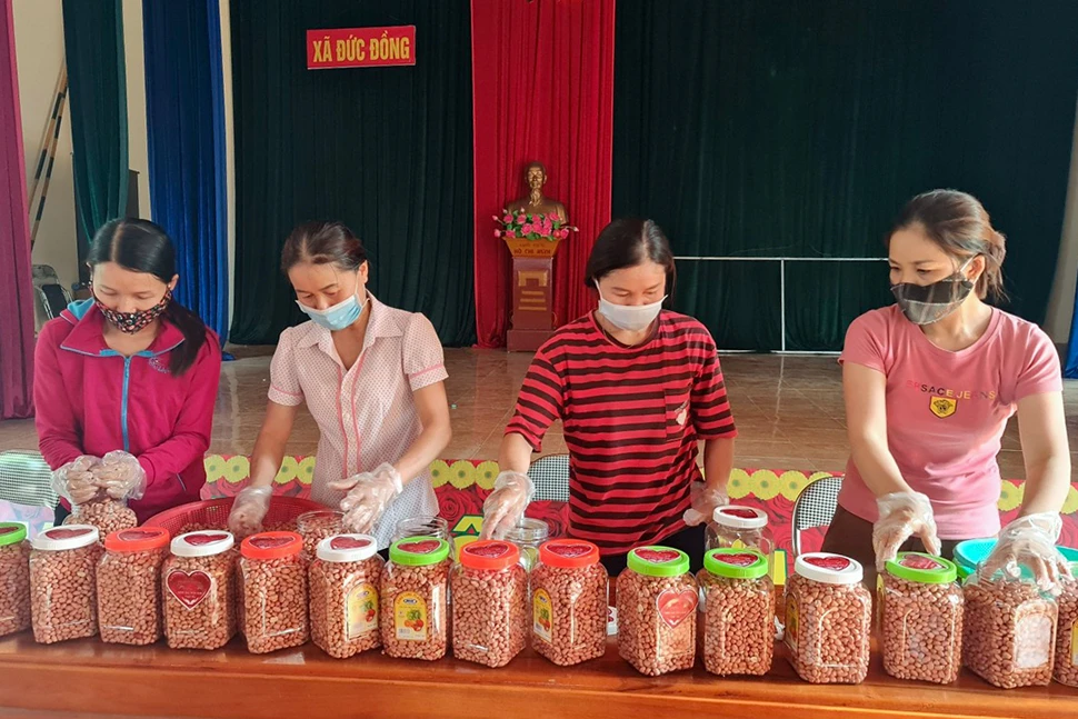 Người Hà Tĩnh đồng lòng, chung sức cùng đồng bào miền Nam phòng, chống dịch