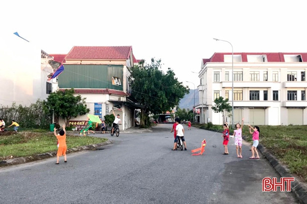 Hàng chục “hố tử thần” trong khu dân cư bậc nhất ở thị xã phía Nam Hà Tĩnh