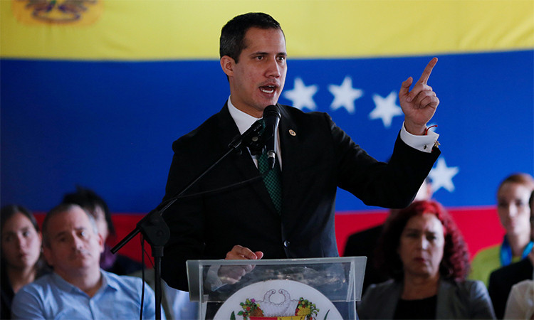 Lãnh đạo phe đối lập Venezuela tái xuất sau tin đồn “trốn” trong đại sứ quán Pháp