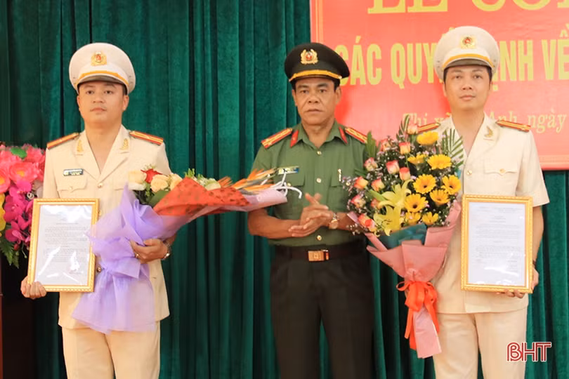 Kỳ Anh cùng lúc có tân Trưởng, Phó Công an thị xã