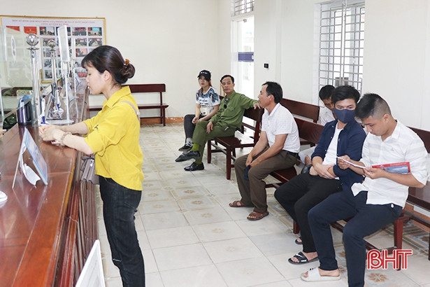 Người dân Hà Tĩnh làm sẵn hộ chiếu, chờ cơ hội xuất cảnh