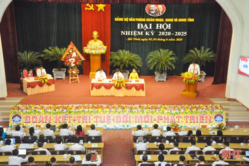 Phát huy vai trò tham mưu các hoạt động của Đoàn ĐBQH, HĐND, UBND tỉnh Hà Tĩnh