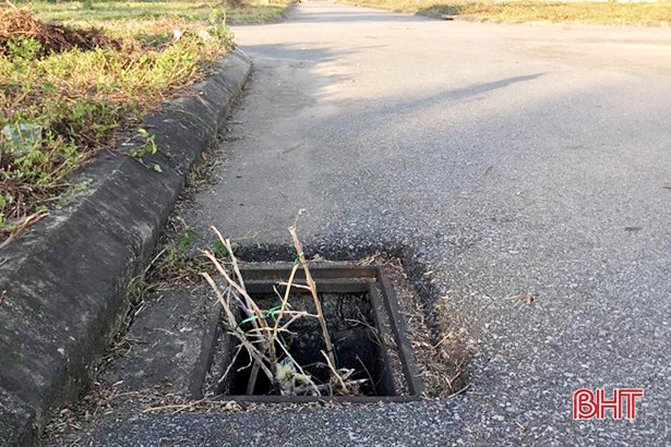 Hàng chục “hố tử thần” trong khu dân cư bậc nhất ở thị xã phía Nam Hà Tĩnh