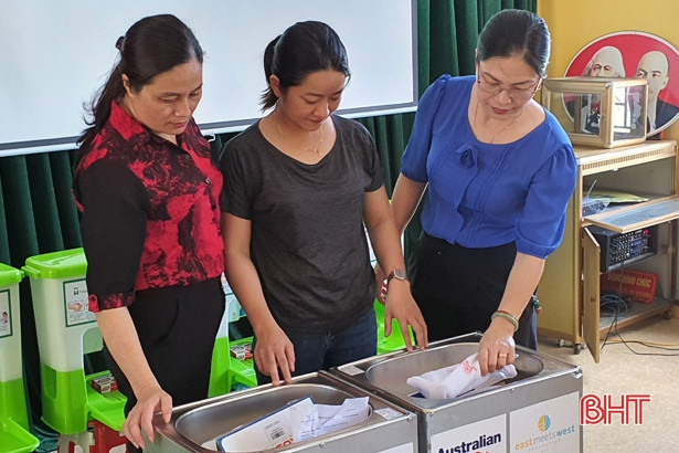 Hỗ trợ người dân Hà Tĩnh 233 triệu đồng phòng chống dịch bệnh