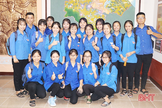 Bồi đắp, giáo dục truyền thống cách mạng cho thế hệ trẻ Thạch Hà