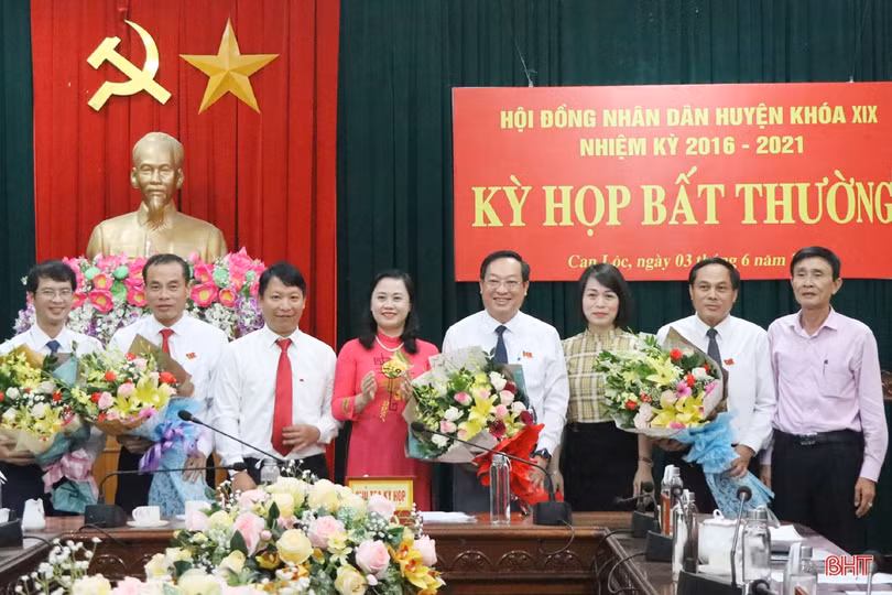 Ông Đặng Trần Phong giữ chức Chủ tịch UBND huyện Can Lộc