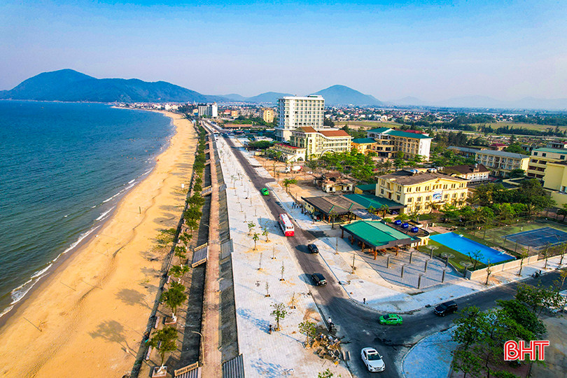 Khu du lịch Thiên Cầm (Cẩm Xuyên). Ảnh Hương Thành a1.jpg