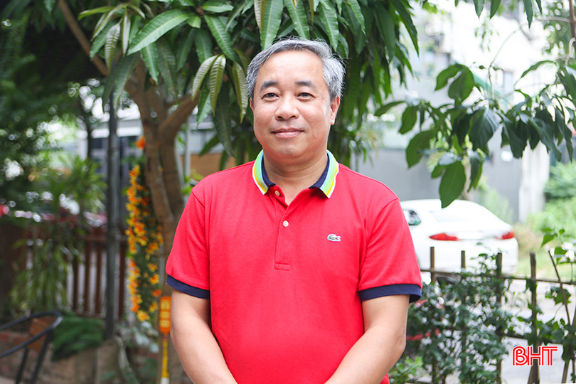 Nhà báo Nguyễn Văn Sơn - Phòng Văn nghệ Đài PT-TH Hà Tĩnh. a5.jpg