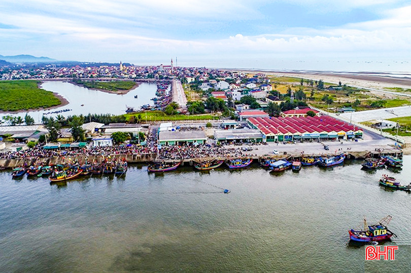 Cảng cá Thạch Kim. 105d0144518t1283l6-110d2143814t56205l0.jpg