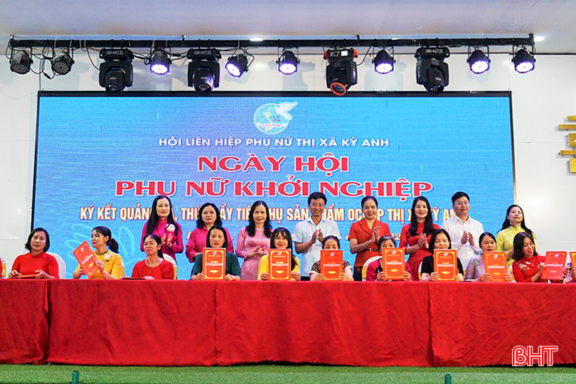 Từ năm 2022, Hội LHPN TX Kỳ Anh đã nỗ lực vận động để ký kết với hàng chục cơ sở phân phối, tiêu thụ các sản phẩm OCOP và sản phẩm tiêu biểu do các hội viên phụ nữ làm chủ trên địa bàn sản xuất. Ảnh tư liệu. 154d2163012t5152l6-a2.jpg