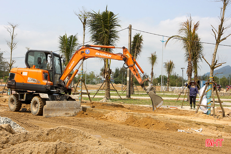 Công trình được thi công bởi Liên danh Công ty cổ phần Xây lắp và Thương mại Trường Thành và Công ty cổ phần Xây dựng 68 Hà Tĩnh. b3.jpg