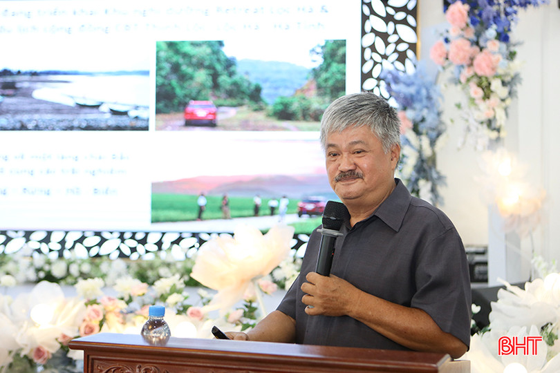 Ông Dương Minh Bình - Chuyên gia du lịch, Chủ tịch Hội đồng thành viên CBT Travel trình bày tham luận "Xây dựng và vận hành homestay hiệu quả". a3.jpg