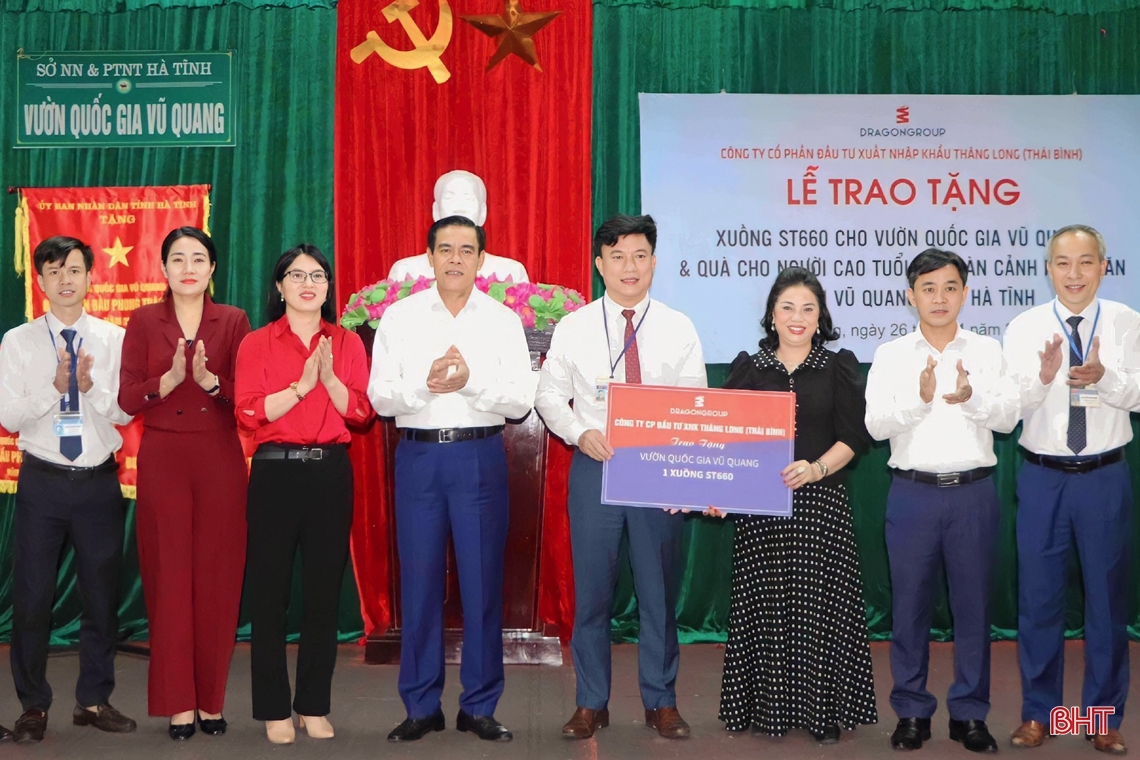 Tặng xuồng cao tốc trị giá 1 tỷ đồng cho Vườn Quốc gia Vũ Quang