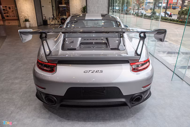 Chi tiết Porsche 911 GT2 RS mạnh nhất lịch sử, giá 20 tỷ ở Việt Nam
