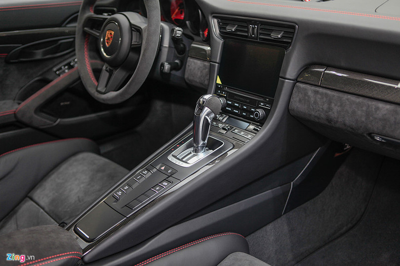 Chi tiết Porsche 911 GT2 RS mạnh nhất lịch sử, giá 20 tỷ ở Việt Nam