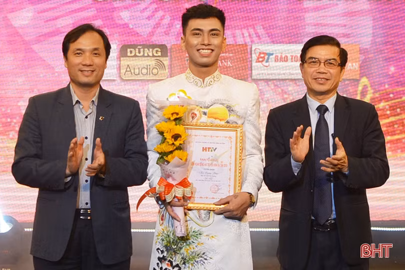 Ấn tượng chung kết Liên hoan Tiếng hát truyền hình Hà Tĩnh - Giải Sao Mai 2019