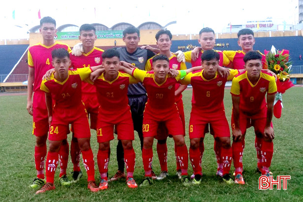 U19 Hồng Lĩnh Hà Tĩnh và U19 Huế chia điểm trong trận đầu ra quân