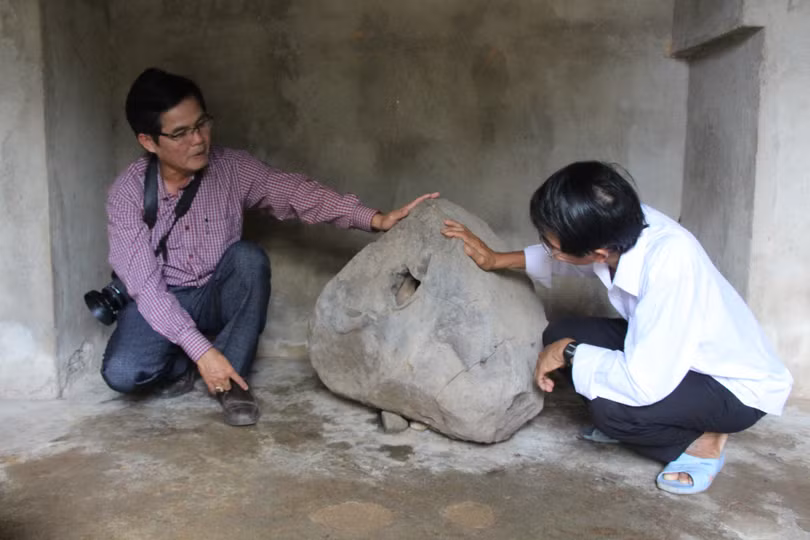 Phát hiện tù và bằng đá “độc nhất vô nhị” Việt Nam