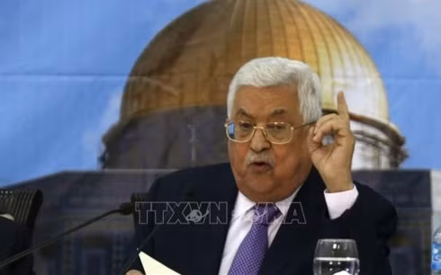 Thế giới ngày qua: Chính phủ Anh vượt qua bỏ phiếu tín nhiệm của quốc hội