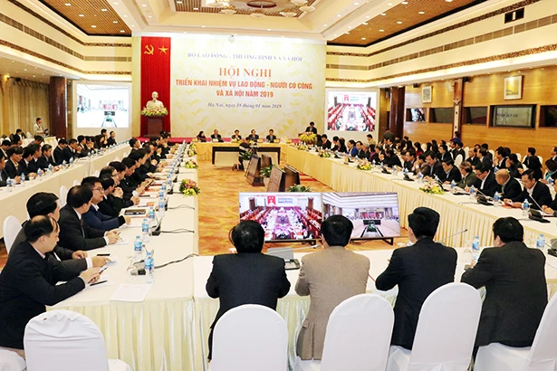 Đảm bảo chế độ chính sách cho người có công, đối tượng bảo trợ xã hội