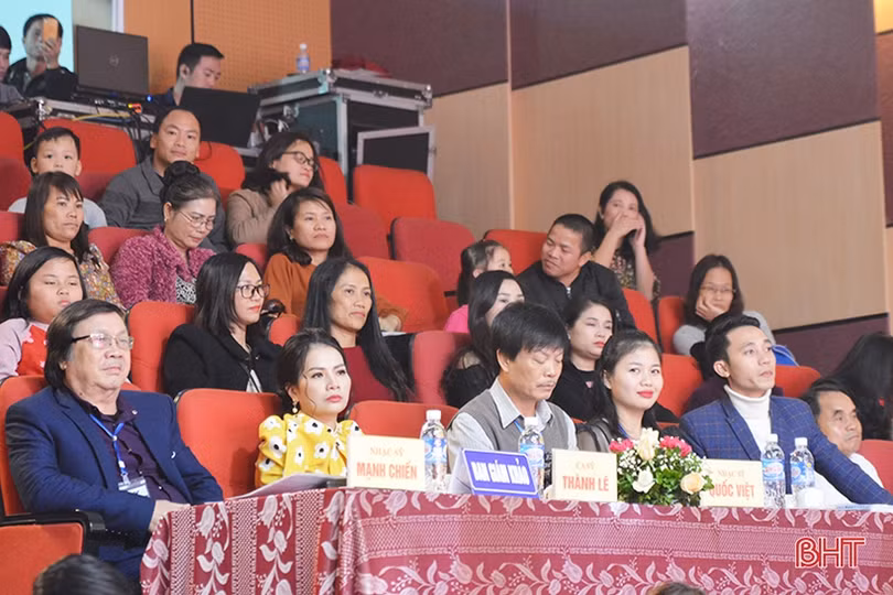 Ấn tượng chung kết Liên hoan Tiếng hát truyền hình Hà Tĩnh - Giải Sao Mai 2019