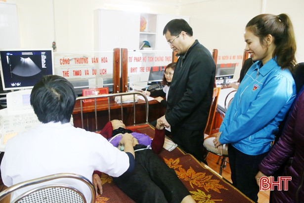 “Xuân yêu thương” đến với người nghèo, đối tượng chính sách Hương Sơn