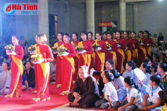 xuc dong mua vu lan bao hieu